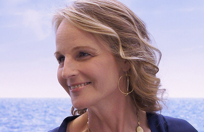 Helen Hunt Facelift: Hollywood Pressures and Plastic Surgery Choices